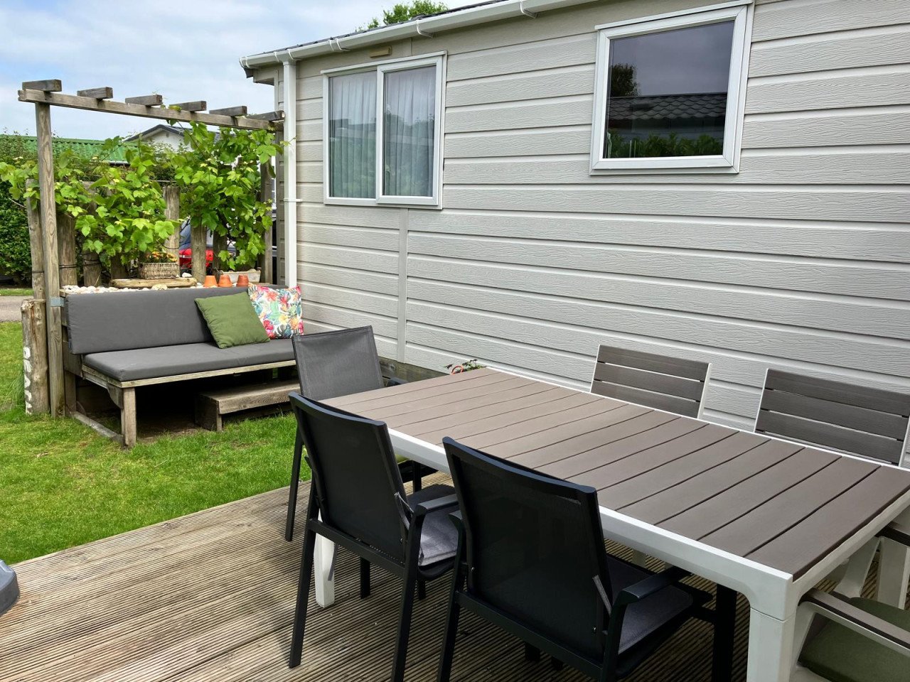Te huur caravan direct aan zee en natuurgebied  "Het Zwin"