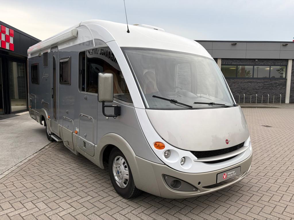 Burstner Onbekend i684 fif1fek1np1i44bui684