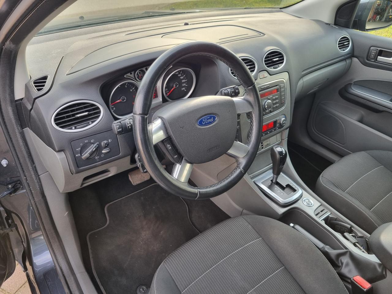 Ford Focus 1.6 Titanium | Automaat | Luxe uitvoering!