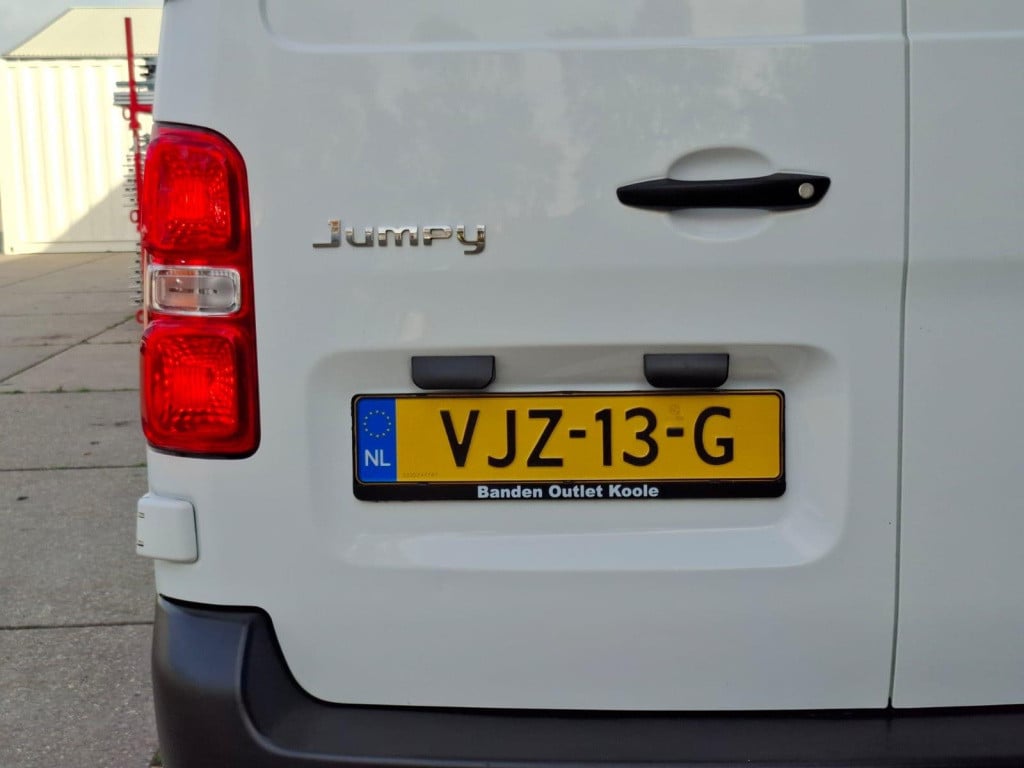 Citroen Jumpy 1.5 bluehdi 100 xs club airco / carplay / navi / cruise contr