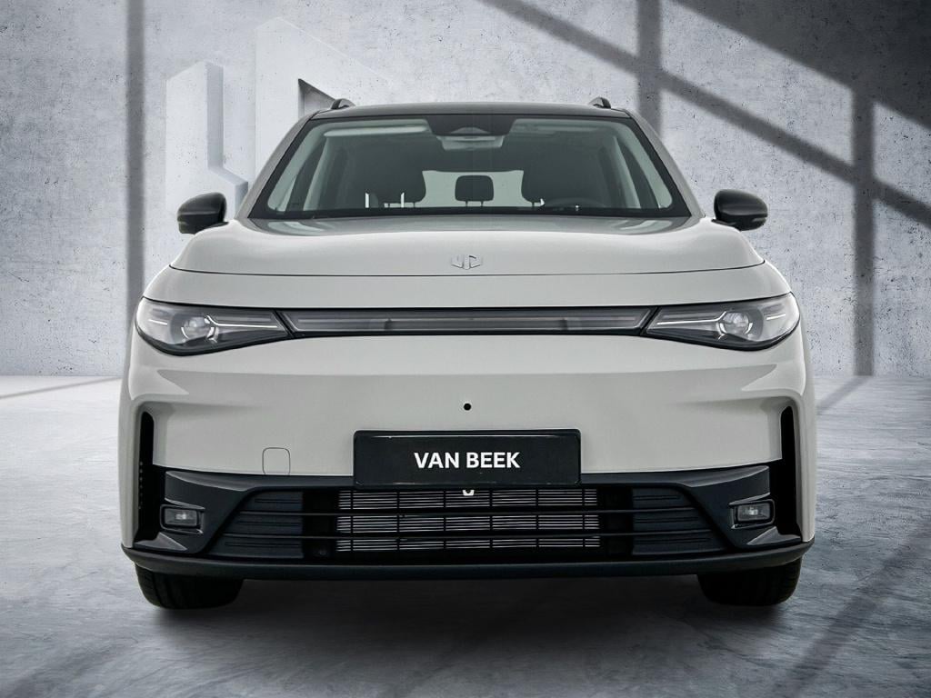 Leapmotor C10 design reev (hybrid) 28.4 kwh | black interieur | stoel-koeli