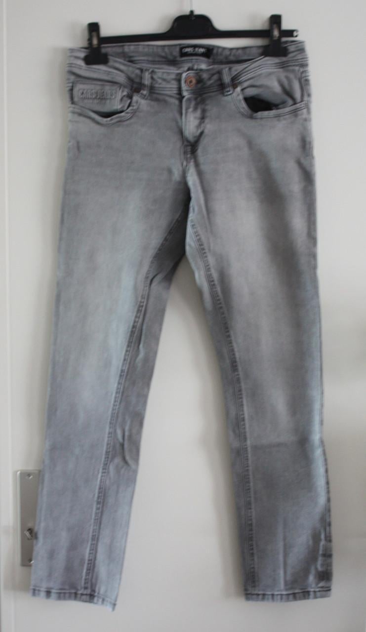 Grijze broek maat 29-32