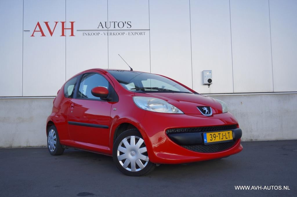 Peugeot 107 1.0-12v xs