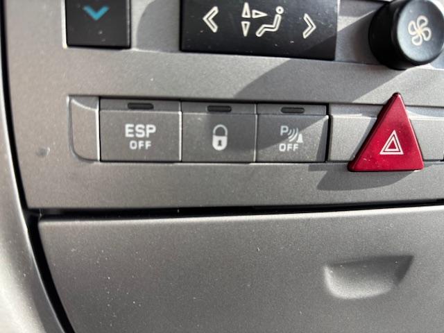 Citroen C5 berline 1.8-16v cool tech | airco | trekhaak | parkeerhulp voor 