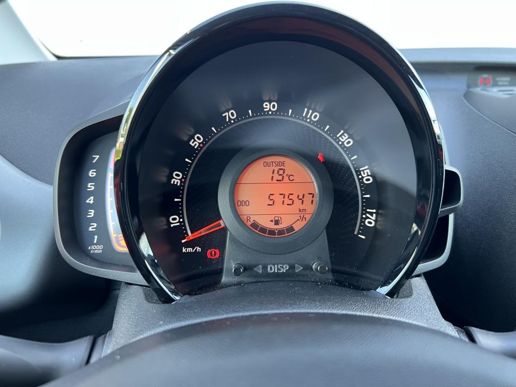 Toyota Aygo 1.0 vvt-i x-joy