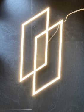 Moderne plafond of wandlamp