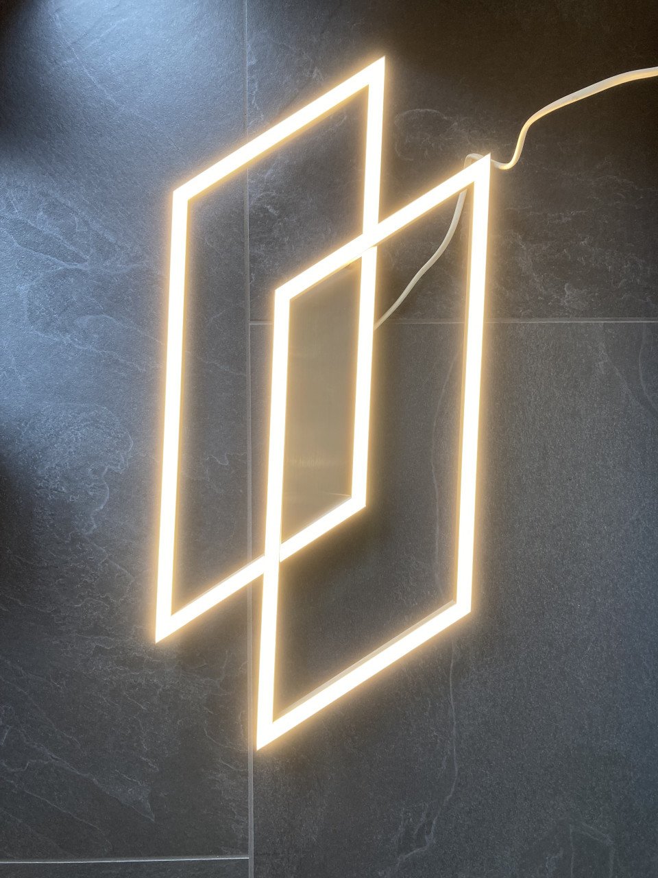 Moderne plafond of wandlamp