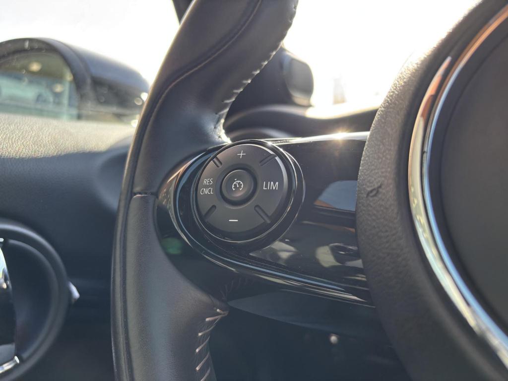 Mini Electric yours 33 kwh soh 97%