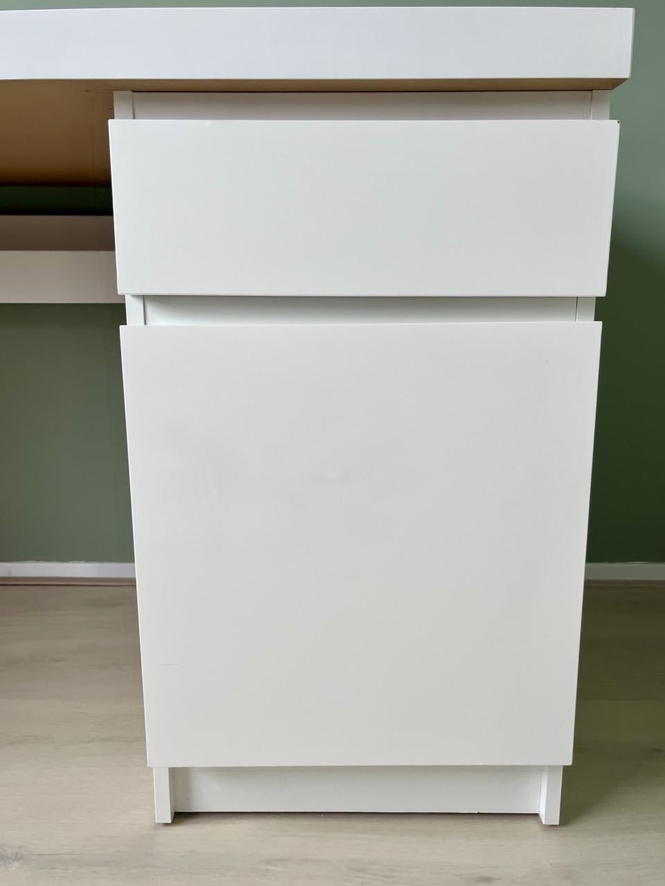 IKEA Malm Buro als nieuw!