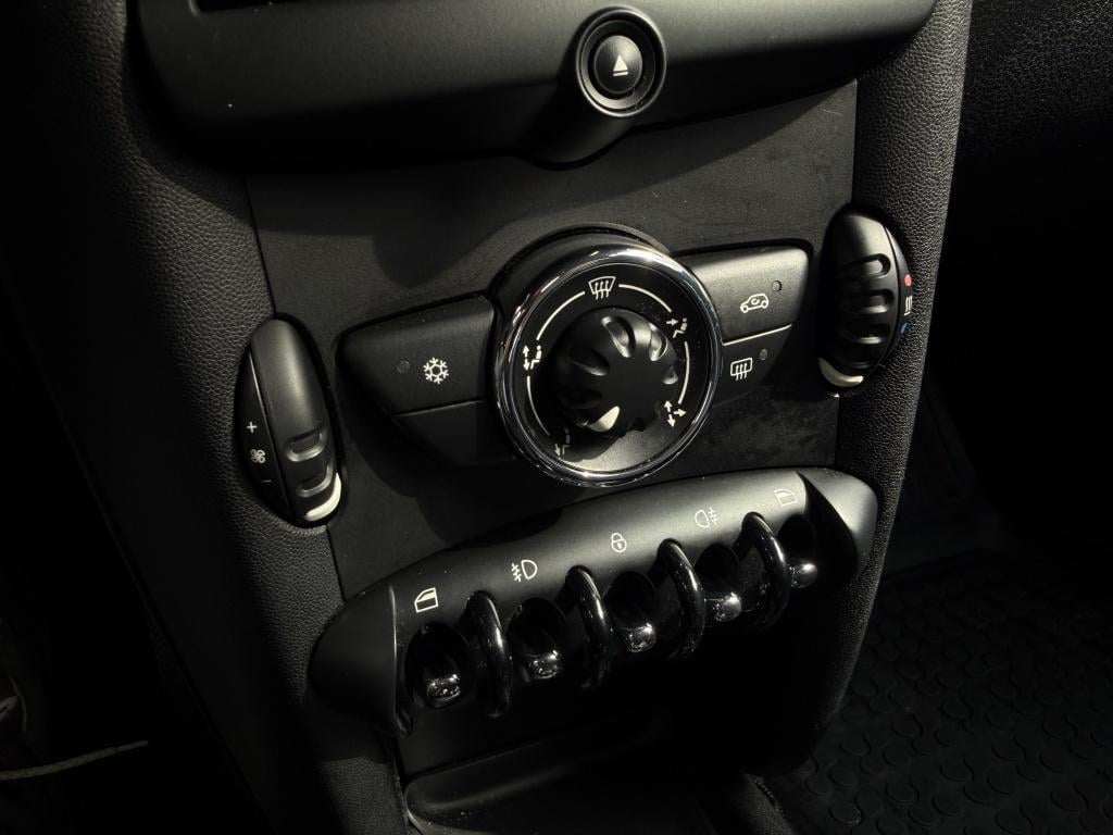 Mini 3-deurs 1.6 one - verzorgde mini -