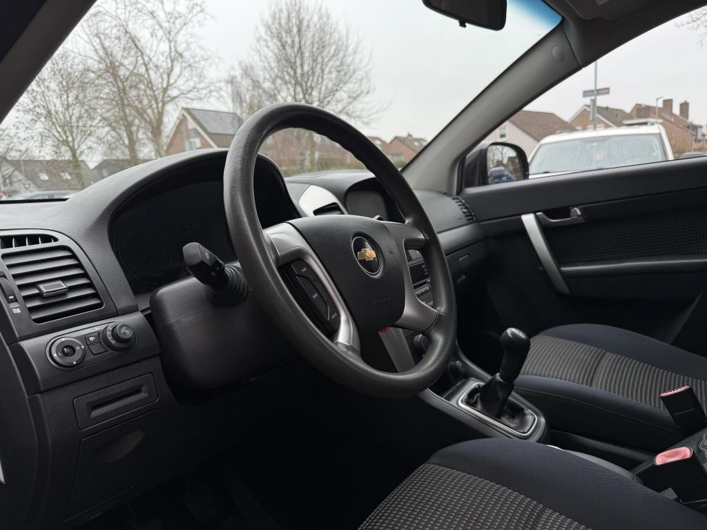 Chevrolet Captiva 2.4i shadow 2wd
