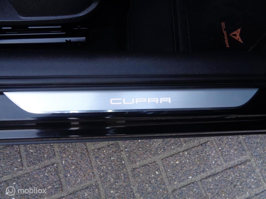 Cupra Formentor 1.5 tsi business sport ed/airco/groot navi/cruise/dcc/full 