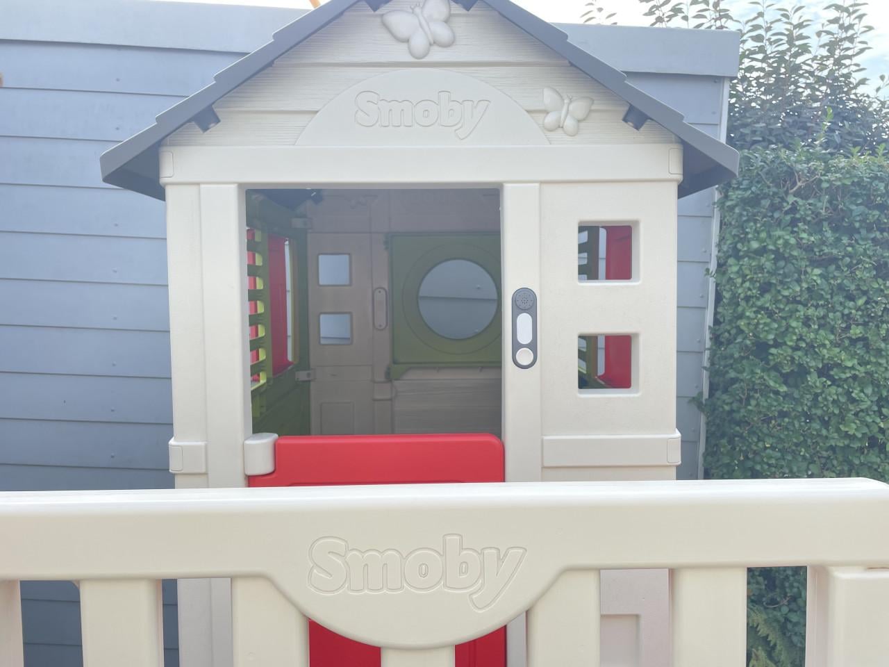 Speelhuisje Smoby met glijbaan