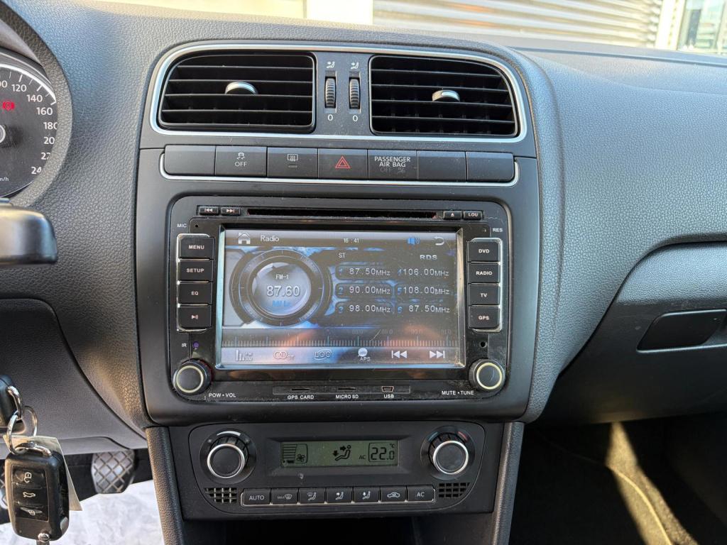 Volkswagen Polo 1.2-12v bluemotion trendline/mooie auto/clima/carplay/