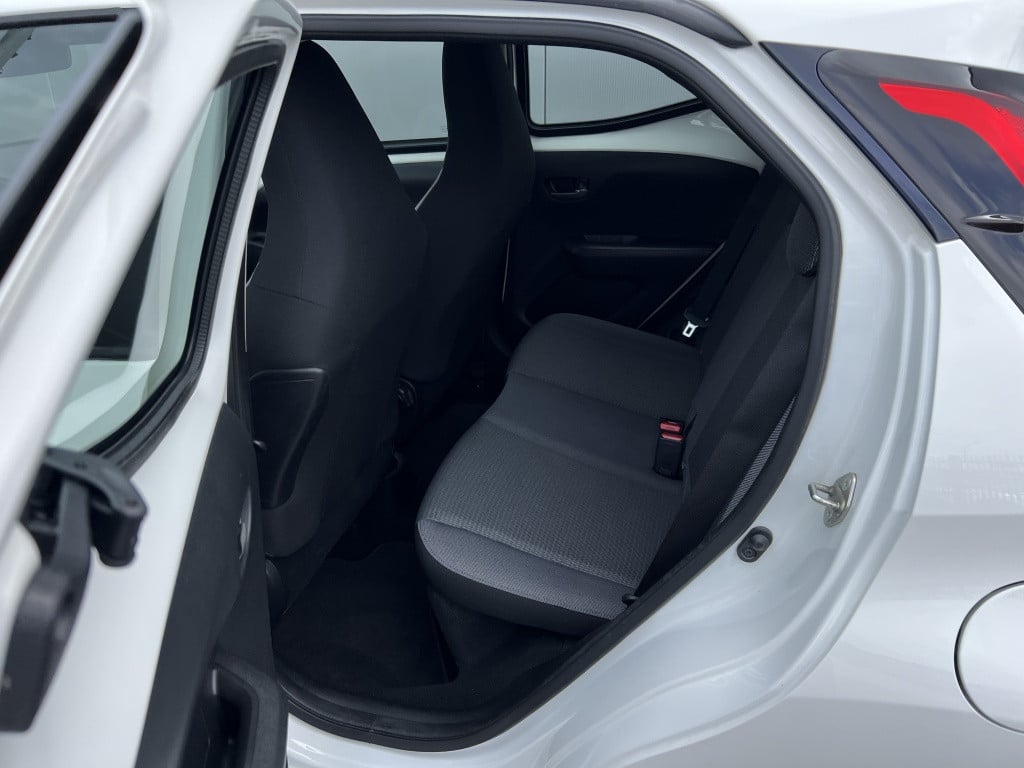 Toyota Aygo 1.0 vvt-i x-play