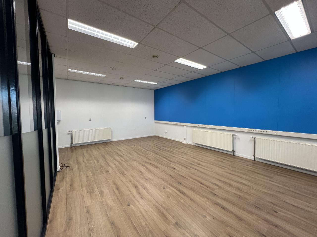 TE HUUR 35m2 kantoor/bedrijfsruimte in Goes