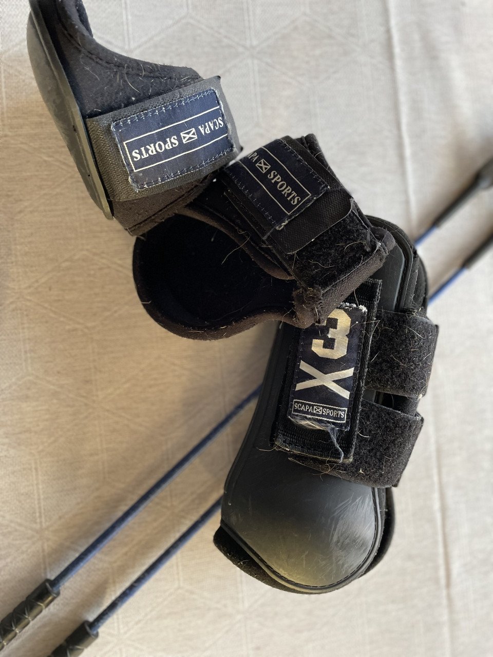 SCAPA SPORTS Peesbeschermers/zweepjes in Donkerblauw IZGS!!