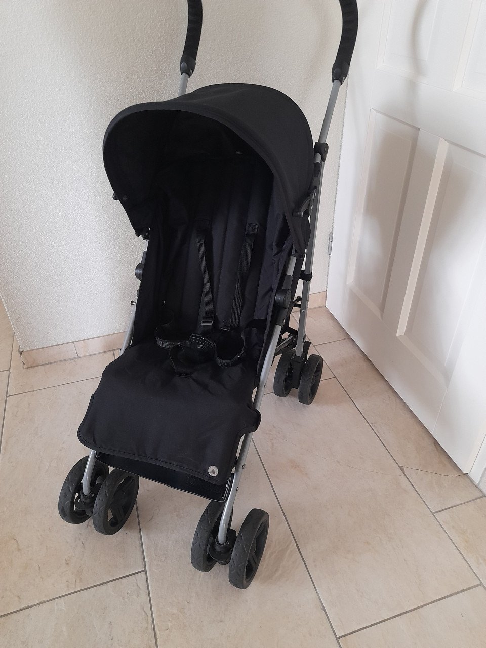 Nette buggy (in goede staat )