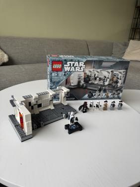 LEGO Star Wars 75387 Boarding the Tantive IV