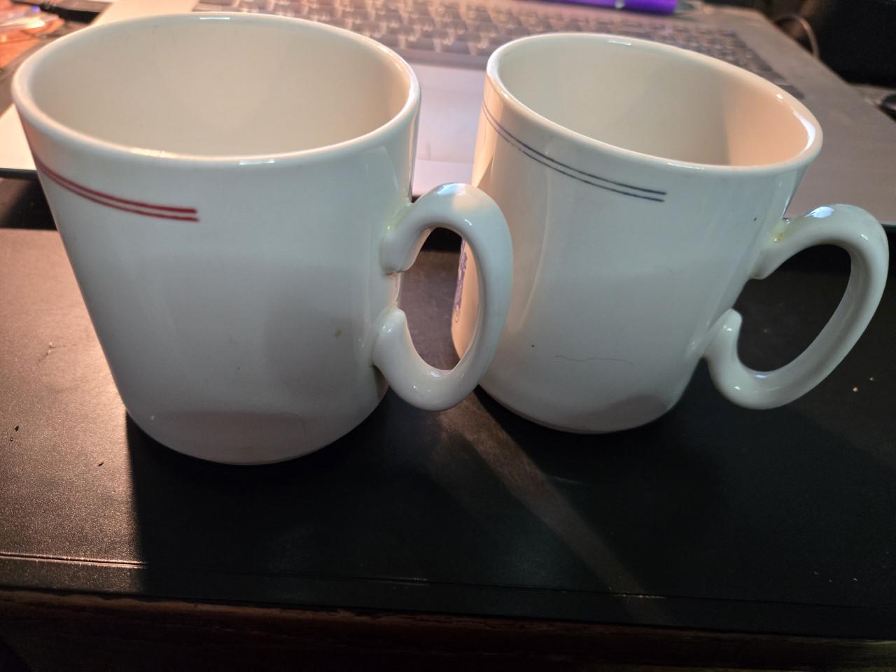 2 Collectible mokken van het museumschip Buffel in Rotterdam.