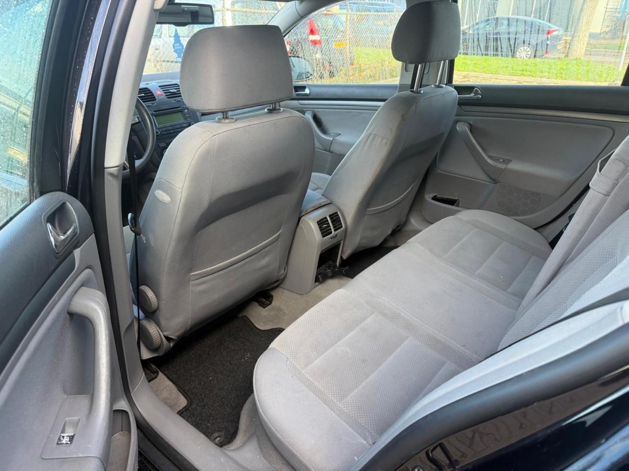 Volkswagen Golf 1.6 FSI Comfortline