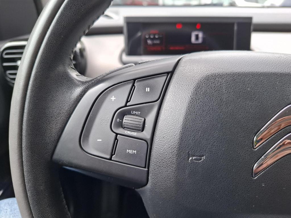 Citroen C4 Cactus 110 shine clima/nav/cam