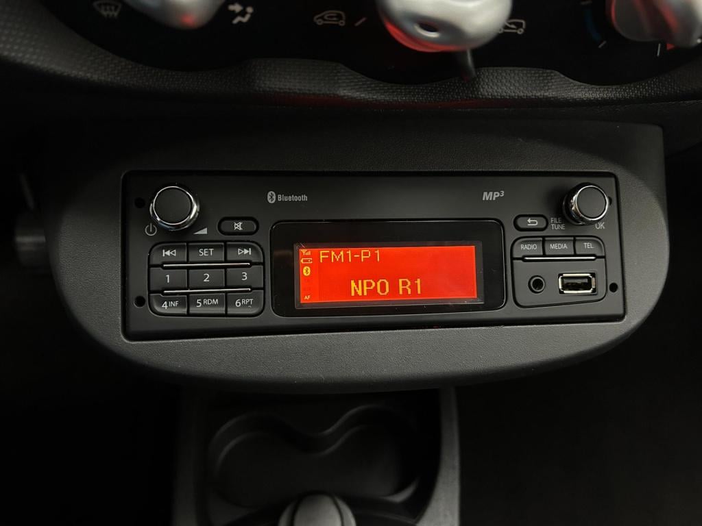 Renault Twingo occasion 1.2 16v collection | wit | tweedehands renault twin