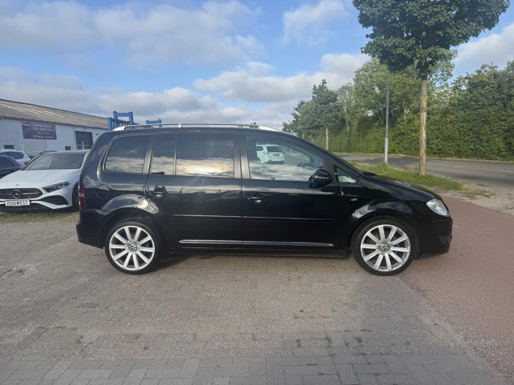 Volkswagen Touran 1.4 tsi highline automaat clima stoelverwarming