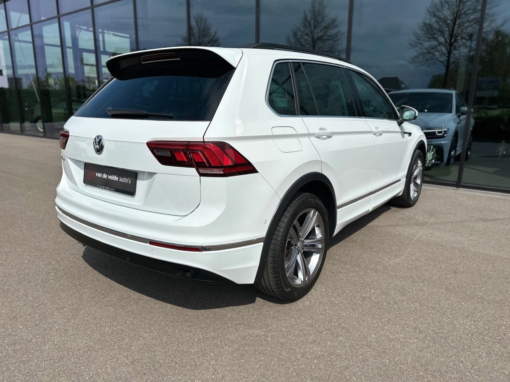 Volkswagen Tiguan 1.5 tsi act 150pk r-line | virtual cockpit | camera | erg