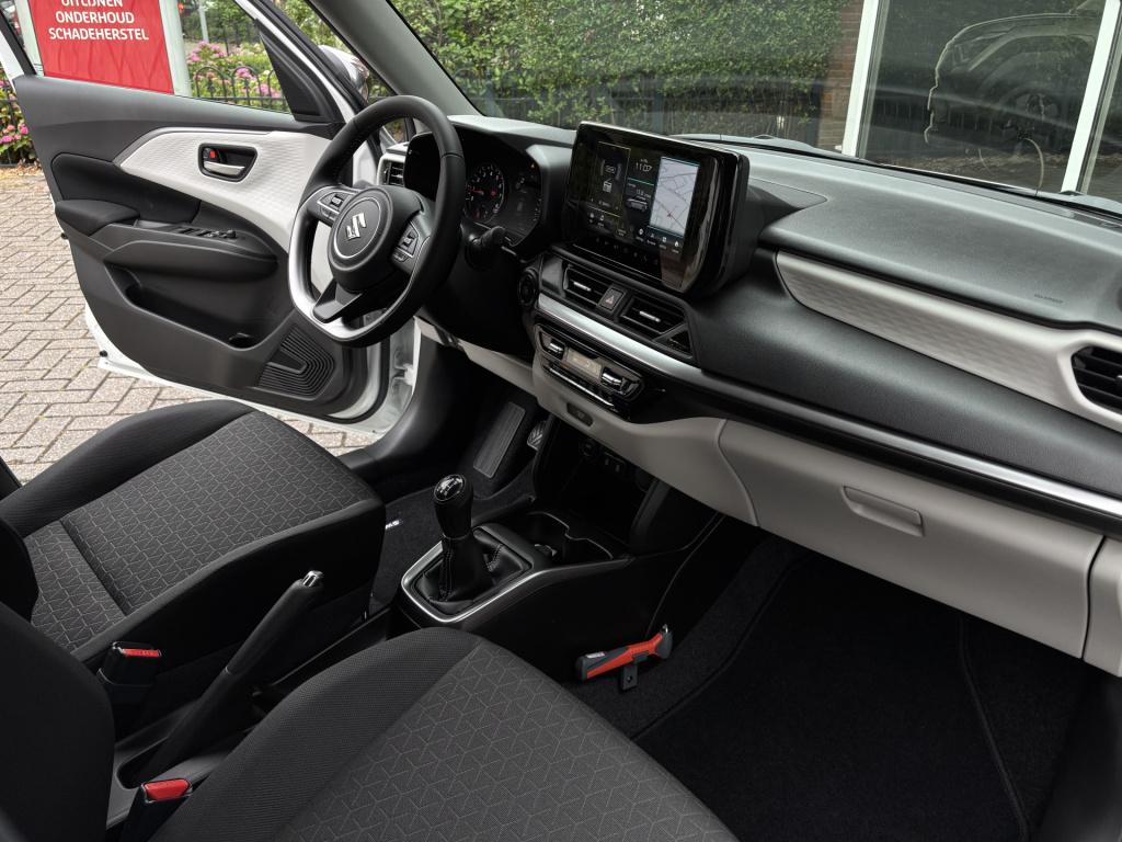 Suzuki Swift 1.2 style smart hybrid/black rhino pakket
