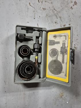 Gatenzaag met houder