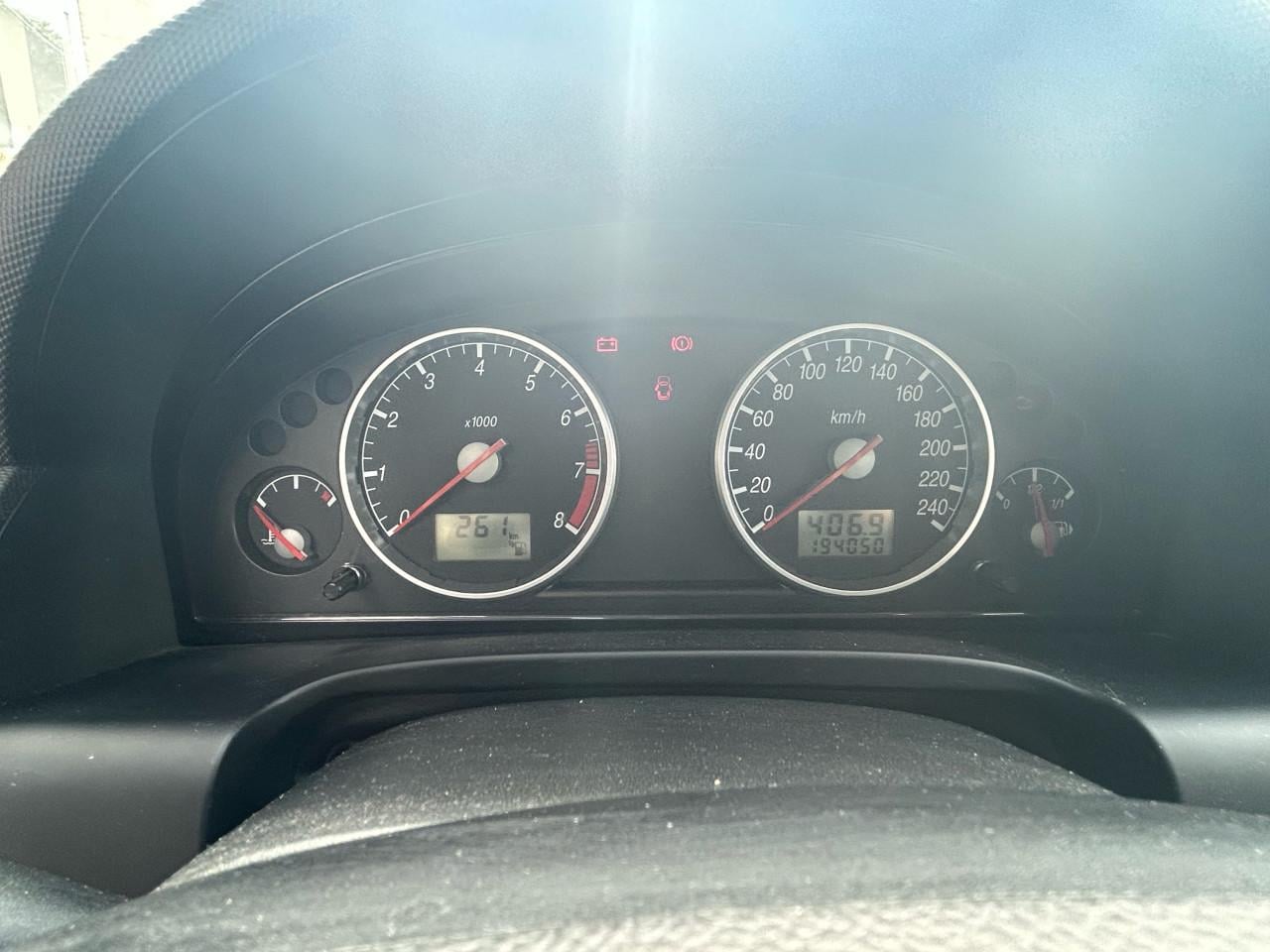 Ford Mondeo 1.8 16V 92KW Wagon 2003 Blauw