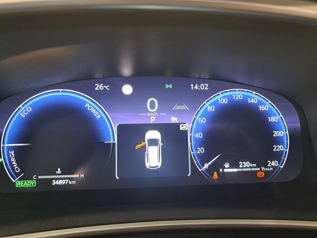 Toyota Corolla Cross 2.0 high power 153 pk hybrid 200 style