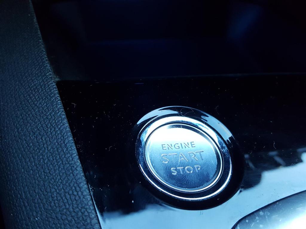 Peugeot 3008 1.2 130pk automaat gt black pack trekhaak | apple carplay & an