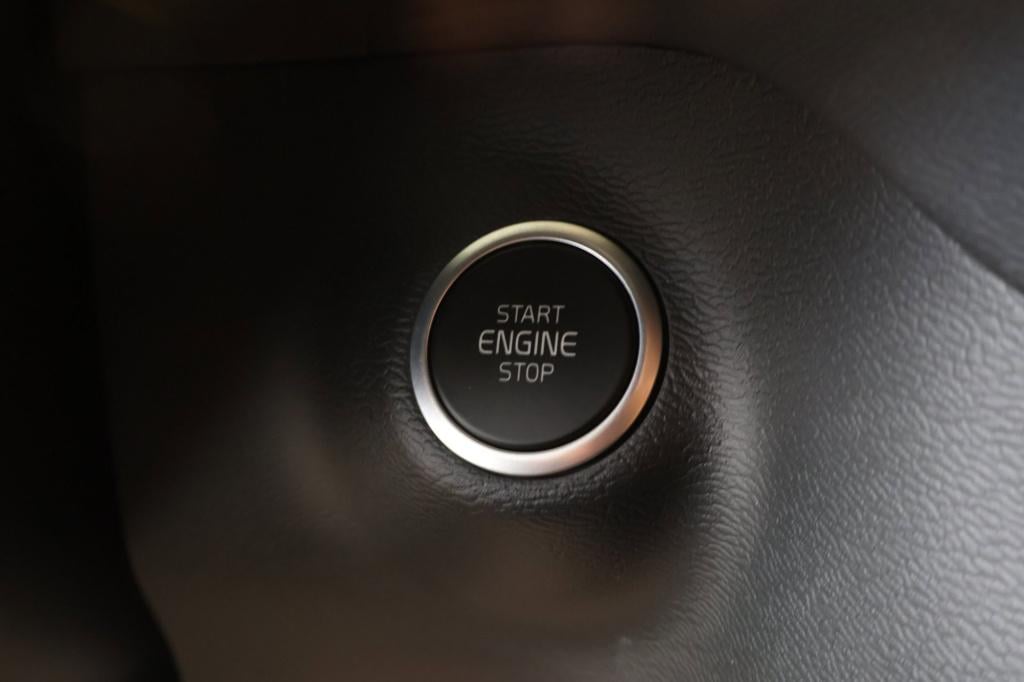 Volvo XC40 1.5 t4 plug-in hybrid plus bright nl auto|stoel+stuurverwarming|