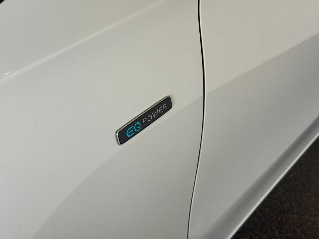 Mercedes-Benz A-Klasse 250 e business solution luxury limited