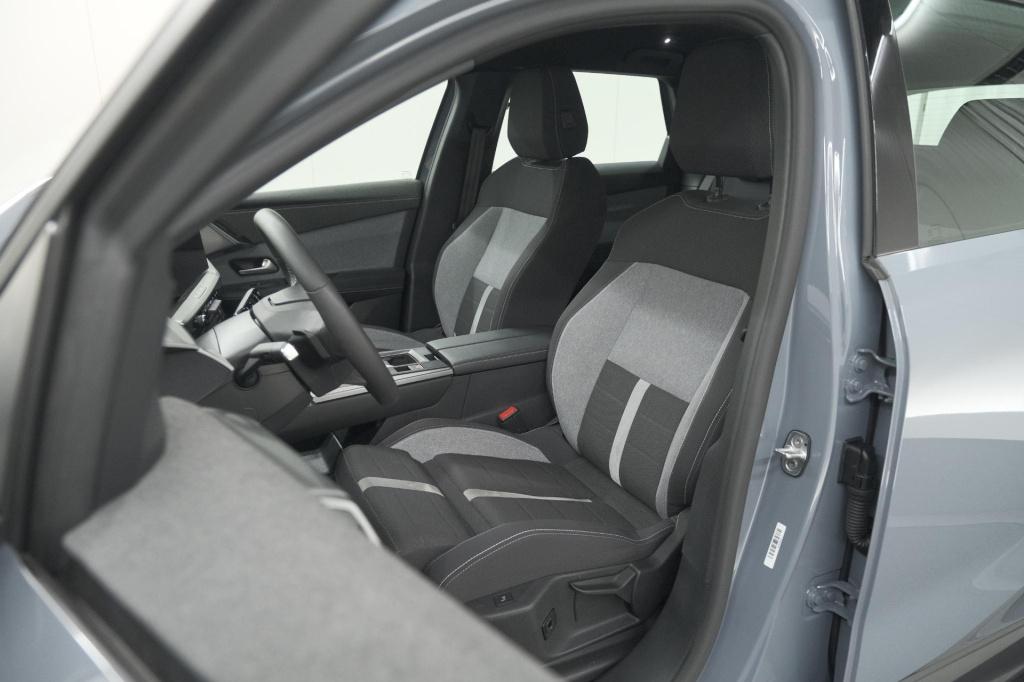 Opel Grandland 1.2 turbo 145 hybrid business edition | elektrische kofferkl