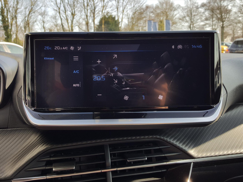 Peugeot 2008 1.2 puretech 100pk allure navigatie | cruise & climate | achte