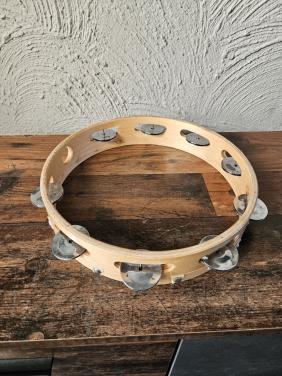Vintage houten Tamboerijn met metalen jingles, nette staat