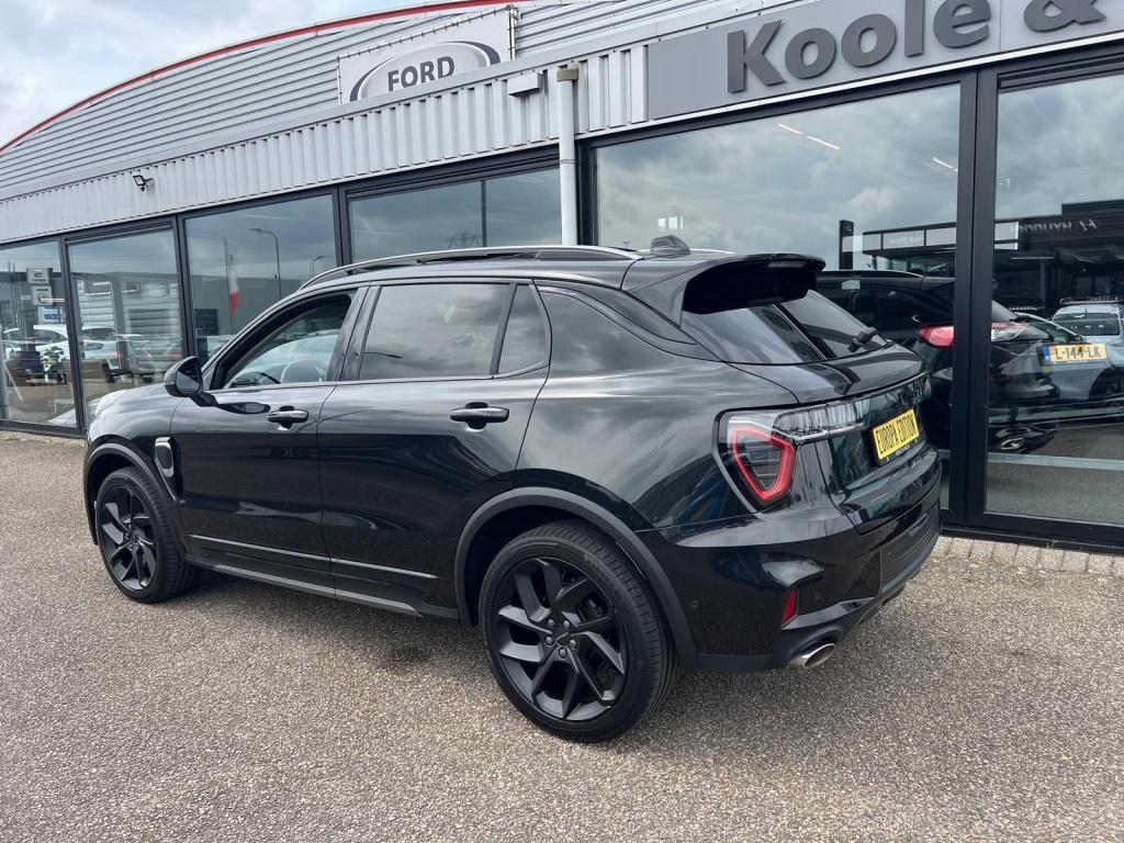 Lynk & Co 01 1.5 261pk phev , black edition , panoramadak , adaptive cc , c