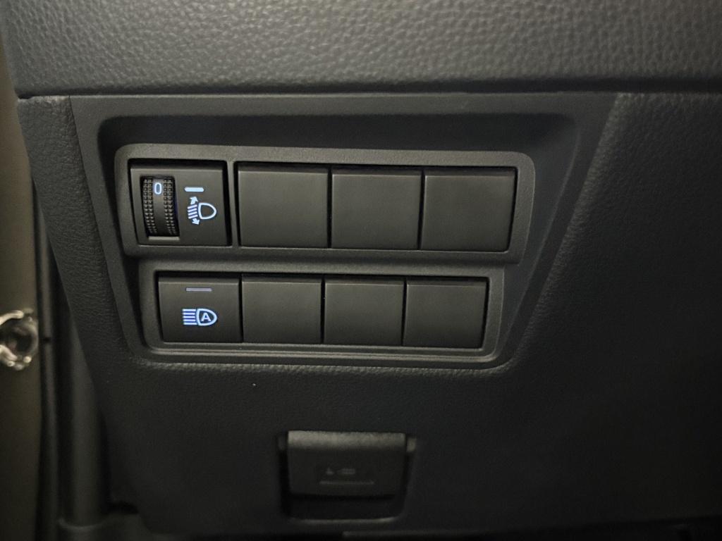 Toyota Yaris Cross 1.5 hybrid first edition | bsm | stoelverwarming | camer