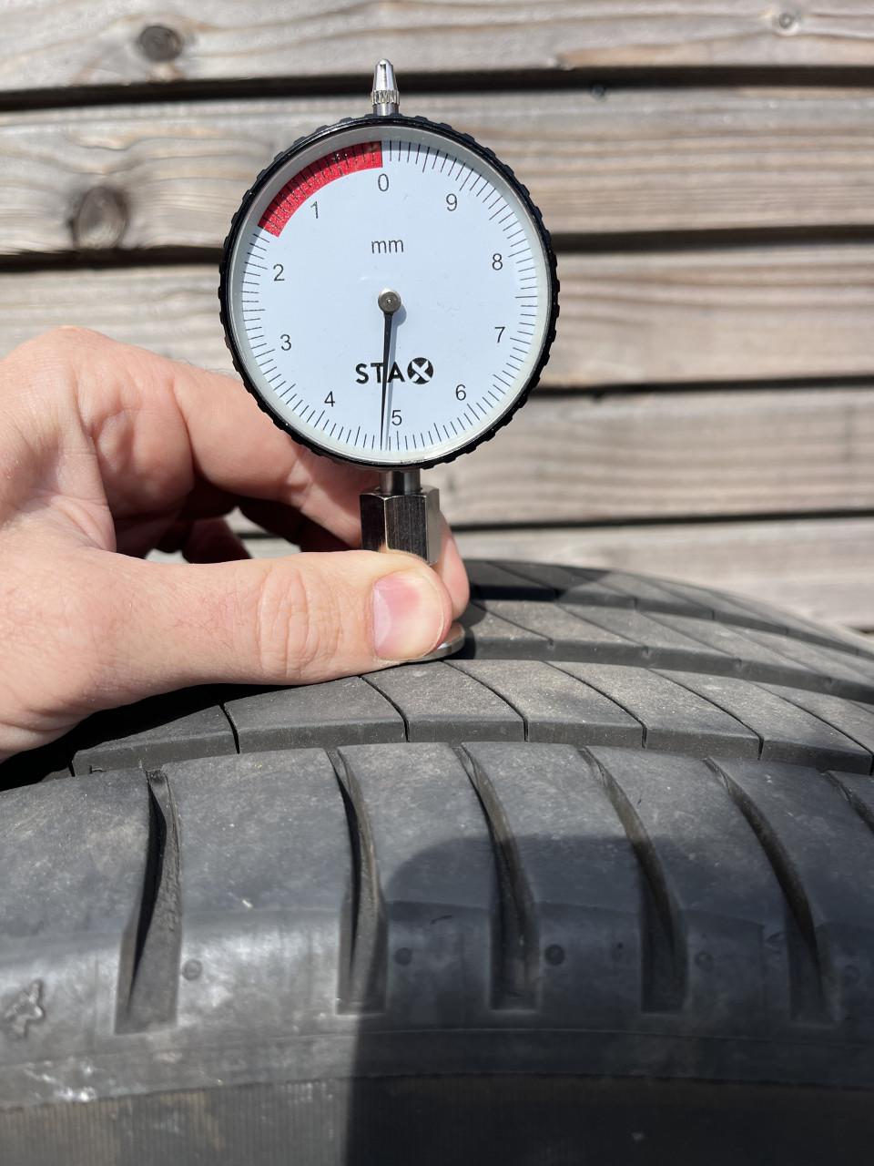4x Michelin Primacy 3 Zomerbanden 215/55 R17