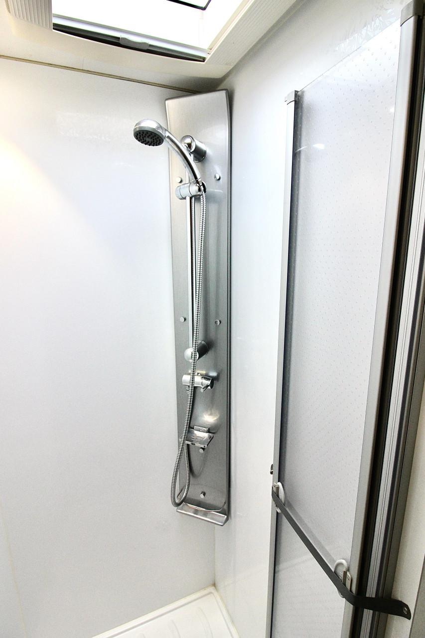 Pilote G740C Gold Edition (Queensbed, hefbed , Zeer Exclusief!!!!)