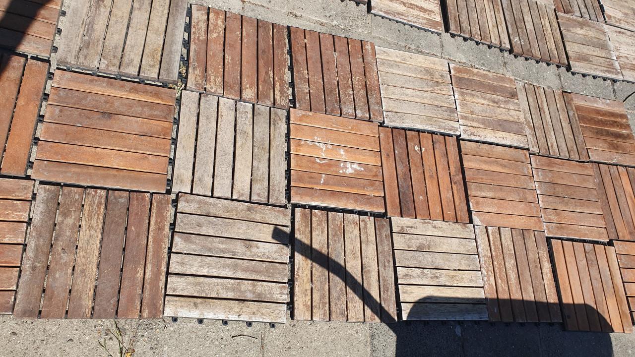 Acacia terras tegels 104 stuks € 290