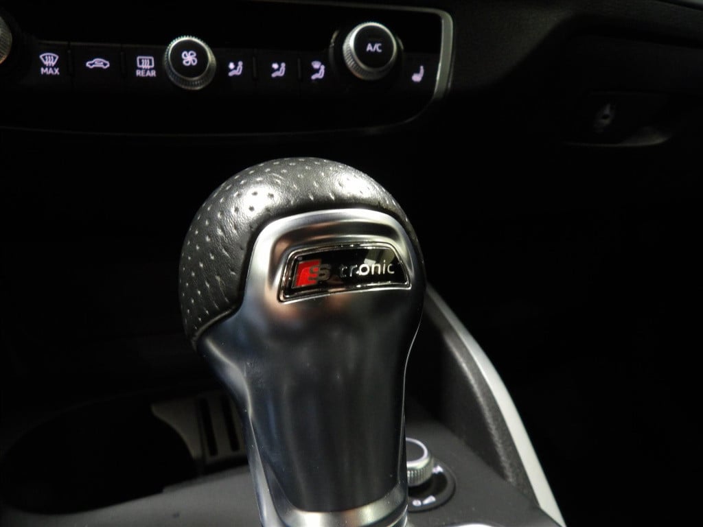 Audi Q2 s-line 35 tfsi 150pk s tronic