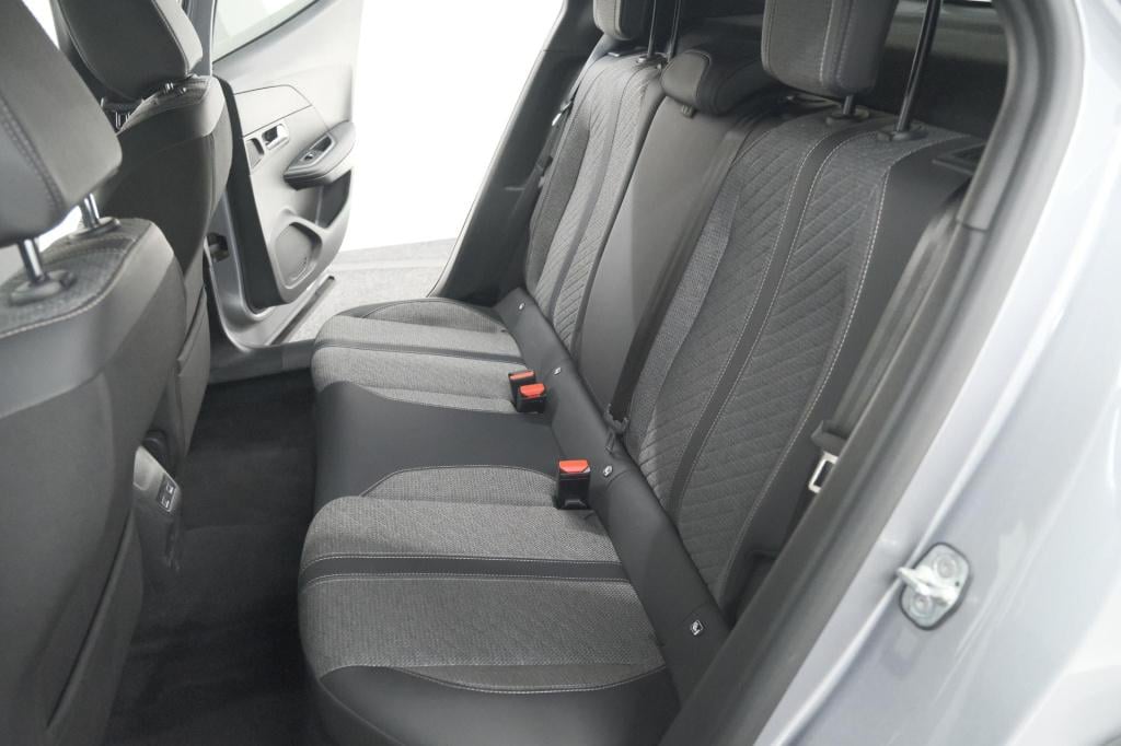 Peugeot 2008 puretech 100 allure | camera | navigatie | parkeersensoren | a