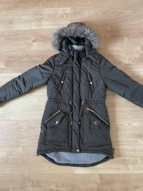 Vero Moda parka, gereserveerd