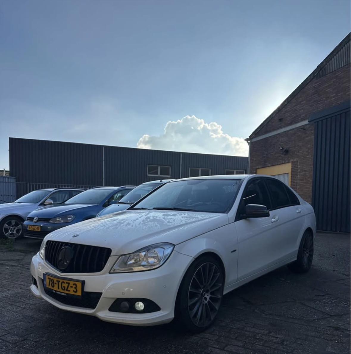 Mercedes C180 compressor 2012 Navi, Cruise