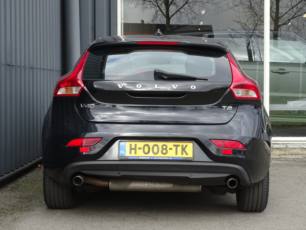 Volvo V40 1.6 t2 momentum | stoelverwarming | navi | bluetooth
