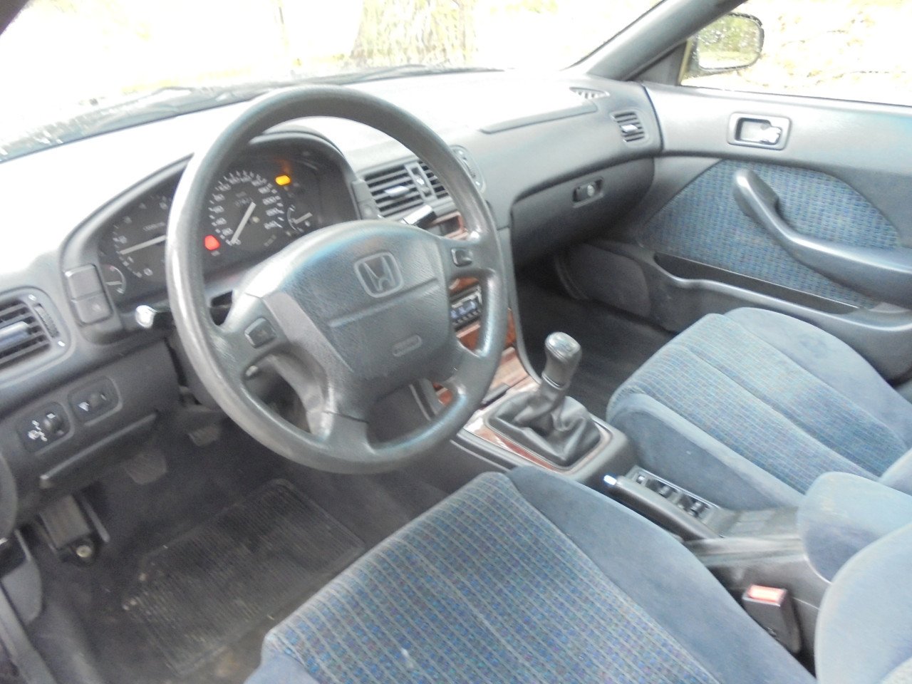 Honda Accord in de gewilde 2.0 i uitvoering,apk en N.A.P leuke auto